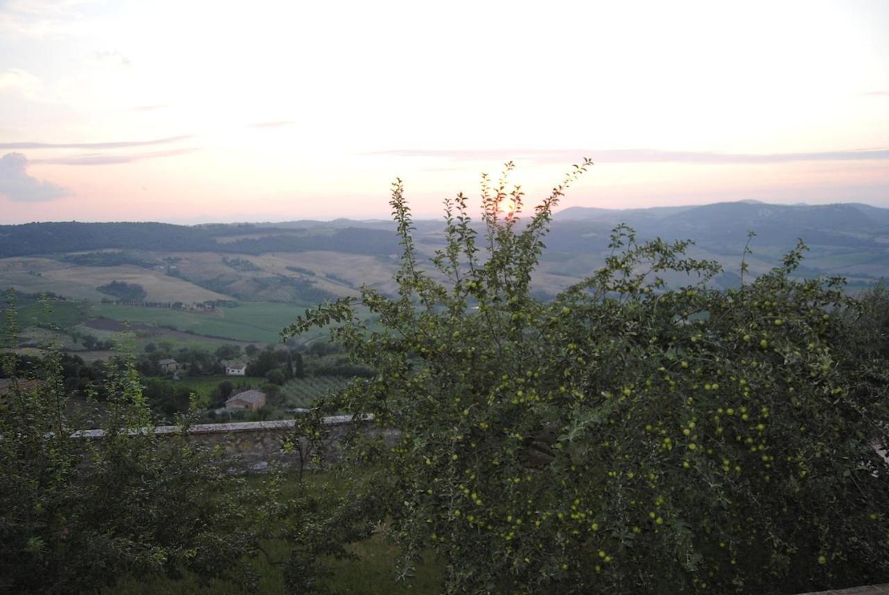Entro Le Mura Montepulciano Stazione Exteriör bild